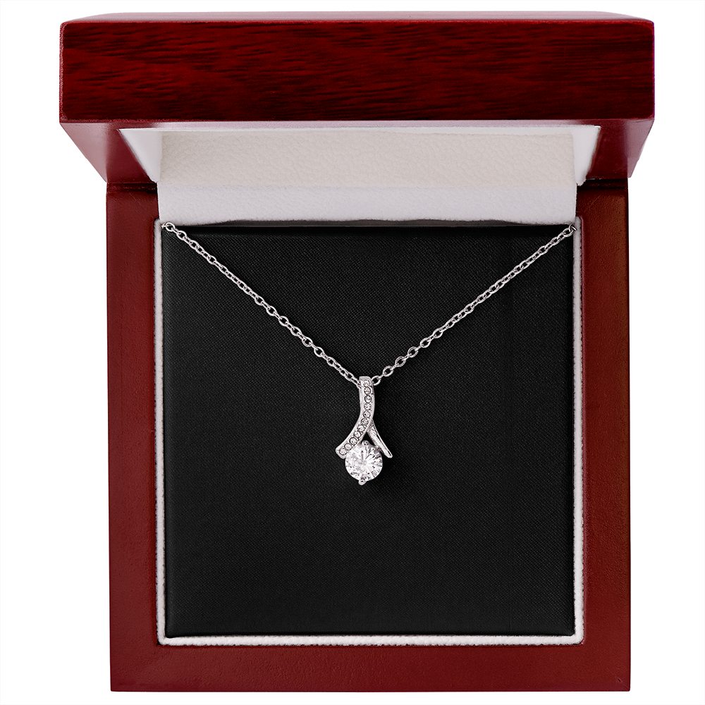 Alluring Beauty Necklace